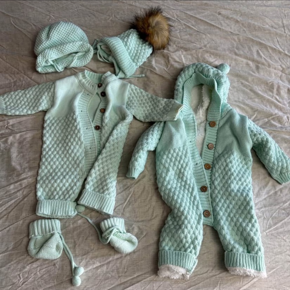 Mint Green Baby Knit Outfit Set